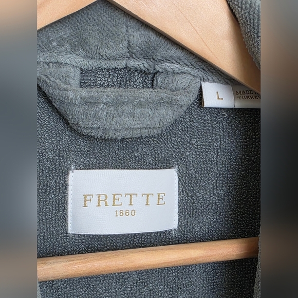 CYBER MONDAY! Frette Velour Shawl Collar Robe In Grey Size Large - Picture 6 of 6